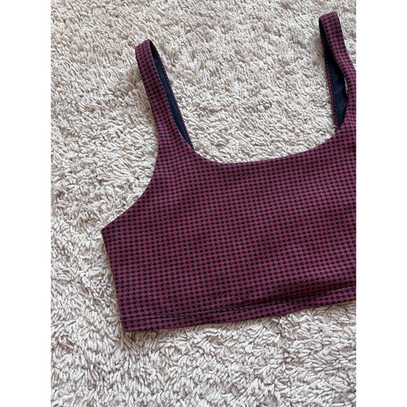 Alo Yoga Micro Houndstooth Bra in Cranberry/Black Size MEDIUM - Picture 2 of 6